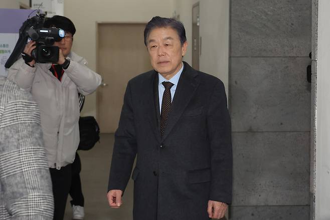 독립기념관 이사회에서 해임건의안이 통과된 김형석 독립기념관장이 지난 2월 3일 정부세종청사 국가보훈부에서 열린 청문회에 출석하고 있다. 연합뉴스