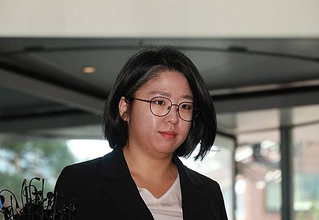 용혜인 성평등가족부 장관 후보자가 7일 서울 서대문구에 마련된 인사청문회 준비 사무실로 출근하고 있다. ⓒ연합뉴스