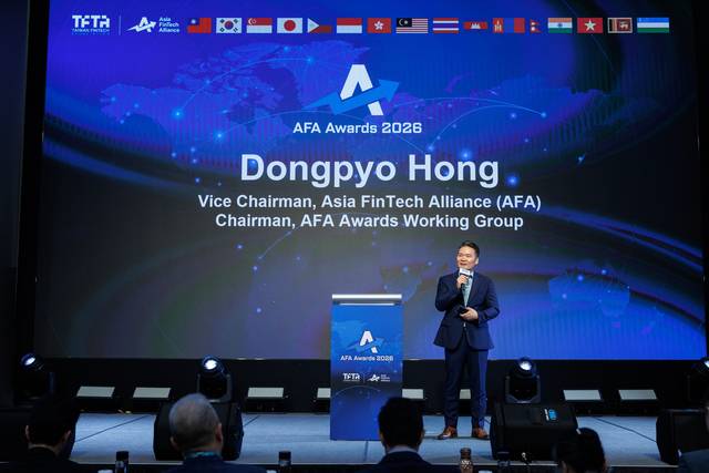 AFA Awards 개회식 발표를 하고 있는 홍동표 대표. (노웨어브릿지 제공)