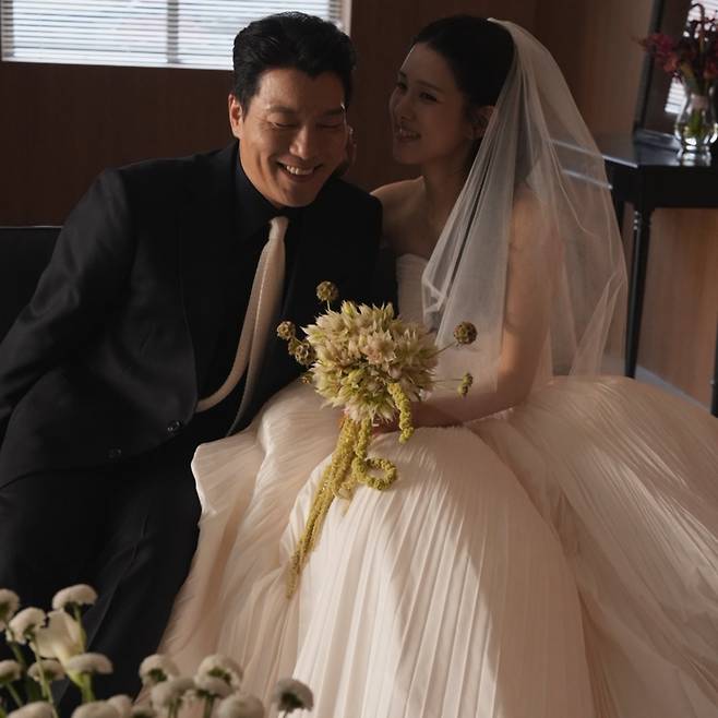 양지원, 임신 겹경사 속 결혼식 이후..♥양준모와 행복한 웨딩화보