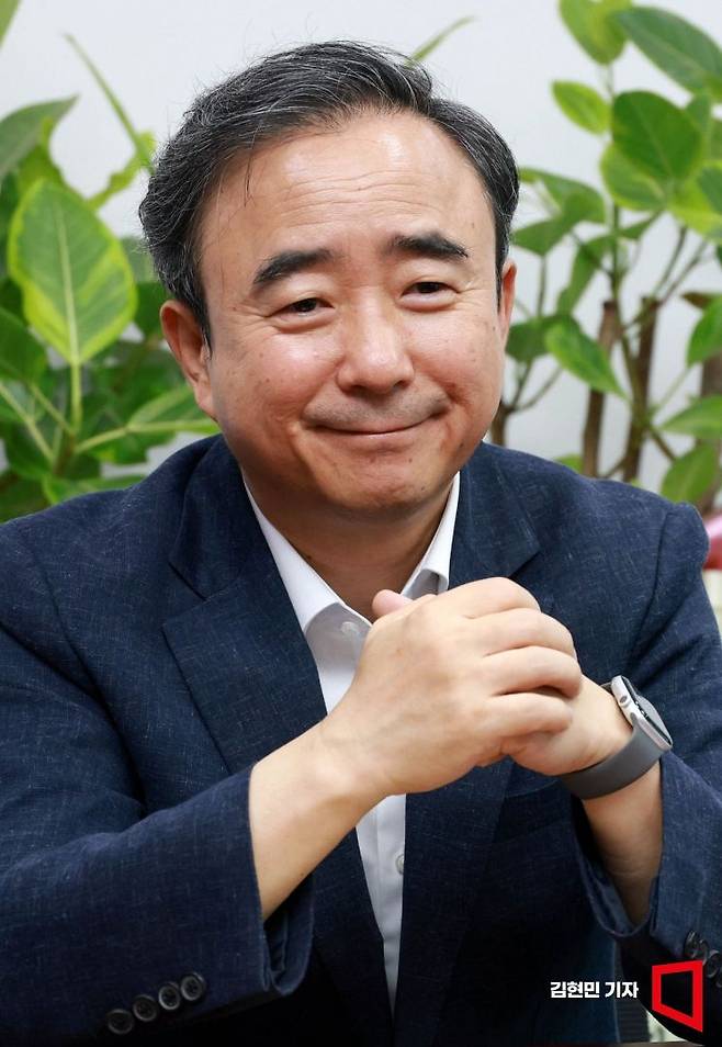 임문영 더불어민주당 의원이 국회 의원실에서 아시아경제와 인터뷰하고 있다. 2026.8.26 김현민 기자