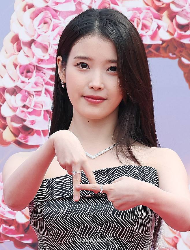 가수 겸 배우 아이유 /2025.12.06 /사진=이동훈 photoguy@
