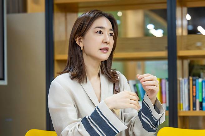 백수미 한세예스24문화재단 이사장이 서울경제신문과 인터뷰하고 있다. 조태형 기자