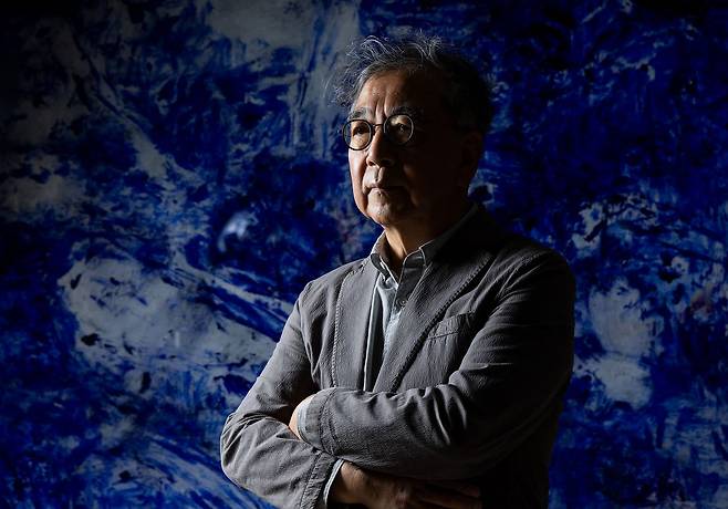 정현채 소화기내과 명예교수가 암 극복 비결 및 죽음학에 관해 중앙일보와 인터뷰했다. 우상조 기자