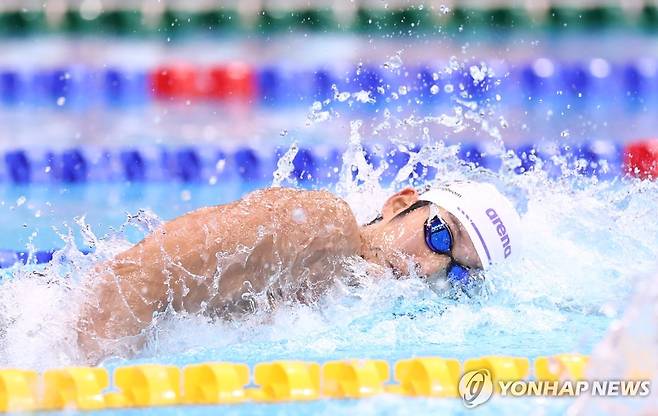역영하는 김영범 (도쿄=연합뉴스) 윤동진 기자 = 20일 도쿄 아쿠아틱스 센터에서 열린 2026 아이치·나고야 아시안게임 수영 남자 100m 자유형 결승. 한국 김영범이 역영하고 있다. 2026.9.20 mon@yna.co.kr