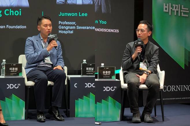 이준원 강남세브란스병원 안과 교수(왼쪽)와 유종만 오가노이드사이언스 대표가 유전성 망막질환 치료제 개발의 어려움과 개발 동향을 설명하고 있다. 사진=최영찬 기자