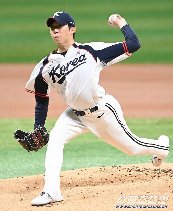 17일 고척스카이돔에서 열린 2026 아이치 나고야 아시안게임 야구대표팀과 상무의 연습경기. 대표팀 선발투수 오원석이 역투하고 있다. 고척=허상욱 기자wook@sportschosun.com/2026.09.17/