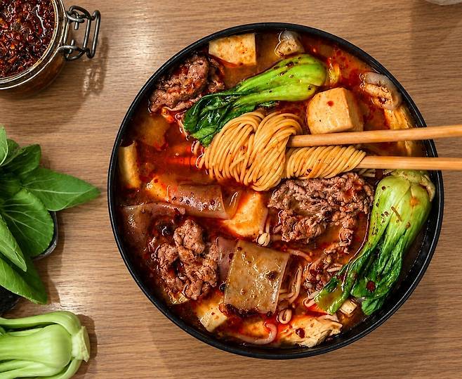 소고기 마라탕과 청경채. /온라인 커뮤니티 캡처