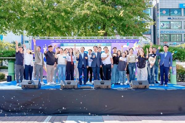 지난 9월19일 열린 ‘제6회 오산시 청년의날 기념행사’에서 조용호 시장은 “청년의 오늘이 곧 오산의 미래다. 청년의 가능성과 도전에 든든한 편이 되겠다”고 말했다. /조용호 시장 SNS 갈무리