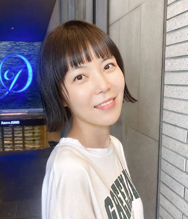 가수 로맨틱멜로디초비. 사진=인스타그램 갈무리, 뉴스1
