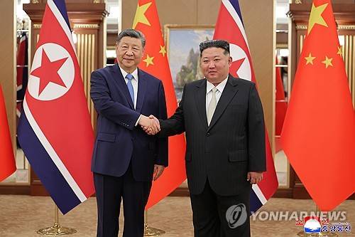시진핑 중국 국가주석과 김정은 북한 국무위원장 지난 6월 평양 북중정상회담 모습