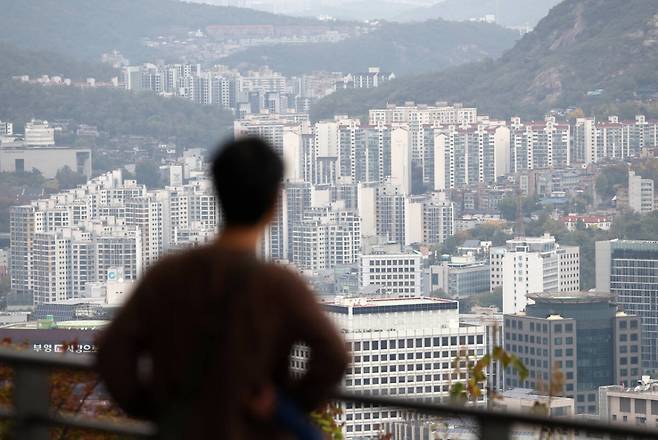 서울 남산에서 바라본 종로, 서대문구 일대 모습. 연합뉴스