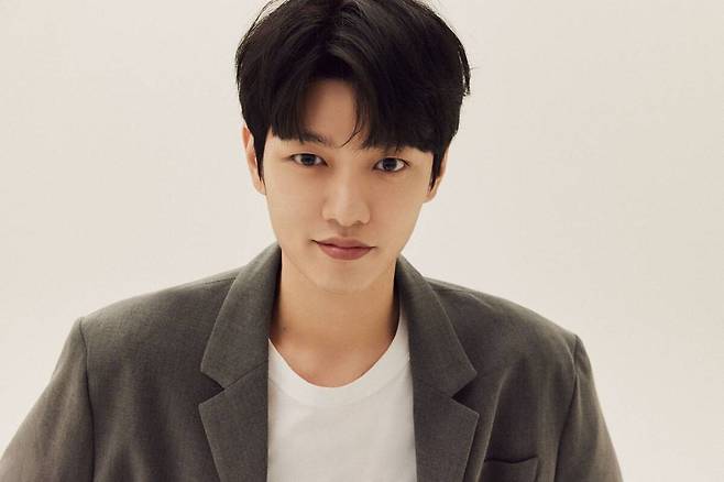 ▲ 신원호. 제공| 아뮤즈엔터테인먼트