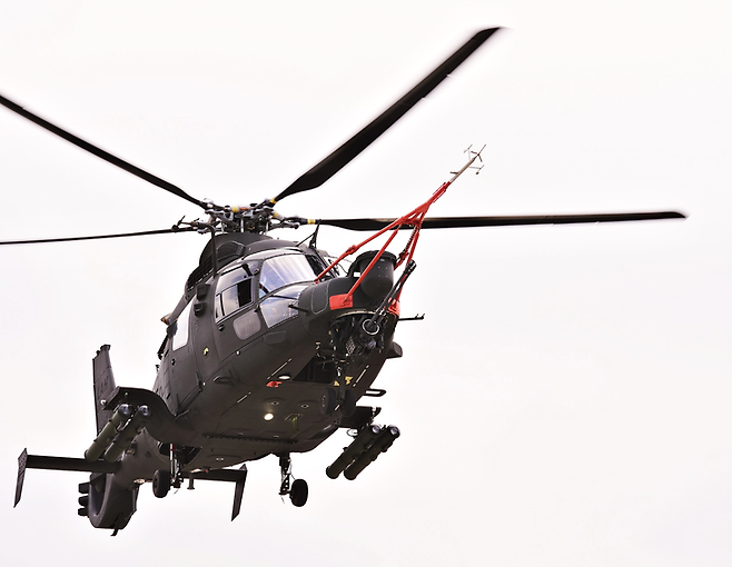 ▲시험 비행 중인 소형 무장 헬리콥터(LAH, Light Armed Helicopter) '미르온'. 사진=KAI