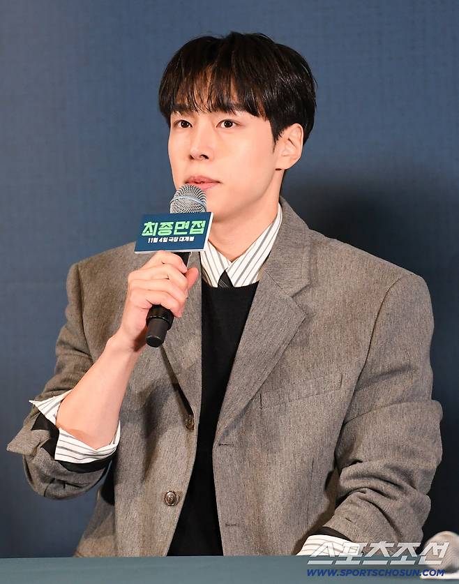 영화 '최종면접' 언론배급시사회가 28일 서울 용산구 한강로동 CGV용산아이파크몰에서 열렸다. 강유석이 인터뷰를 하고 있다. 용산=박재만 기자 pjm@sportschosun.com/2026.10.28/