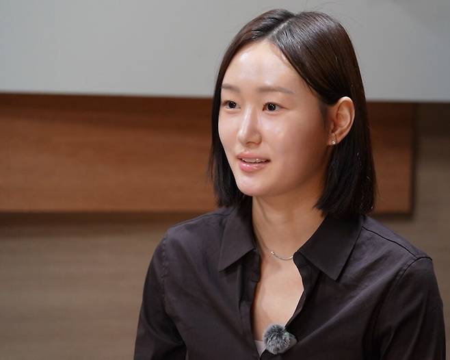 인터뷰하는 김채린씨.